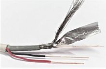 Кабель КВК-В-2*0,5 Э экранированный внутренний  УралКабМедь (бухта 200м.) белый