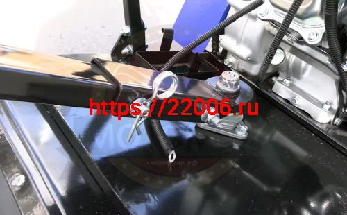 Мотобуксировщик компактный БЕЛКА - 8LE л.с., с ФАРОЙ и ЭЛЕКТРОСТАРТЕРОМ фото 3 Мотобуксировщик компактный БЕЛКА - 8LE л.с., с ФАРОЙ и ЭЛЕКТРОСТАРТЕРОМ фото 3