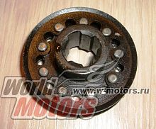 Звезда Бензопила Урал ведущая клепаная черная